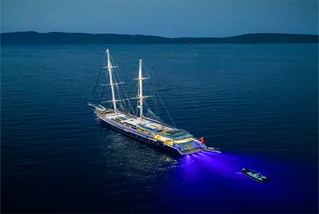 esma sultan luxury gulet yacht by night
