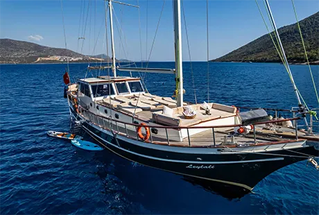 leylali yacht exterior water toys and sea stairs
