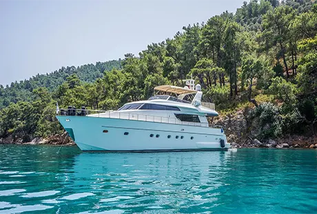 three cabins motor yacht for charter kuum 