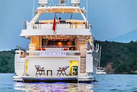 funda d motor yacht exterior back 