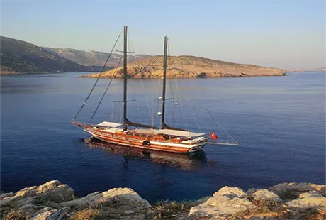 motor sailer yacht kaya guneri plus in greek island