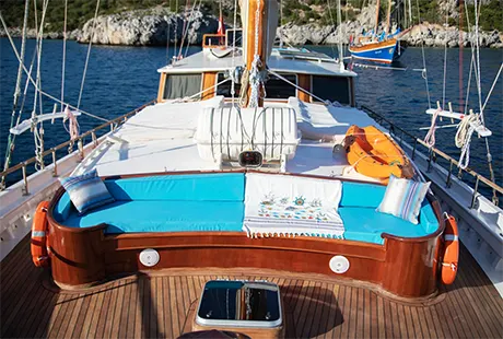 gulet grande lale front deck overview