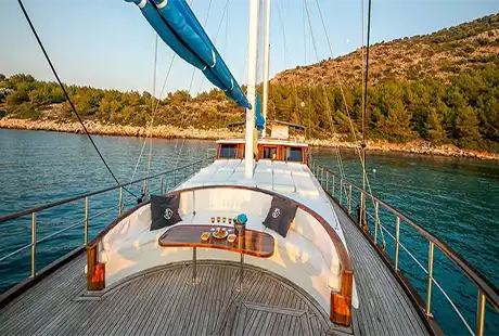 front deck gulet gokce 