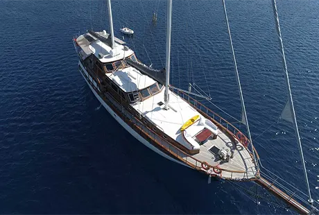view from starboard side ilknur sultan 